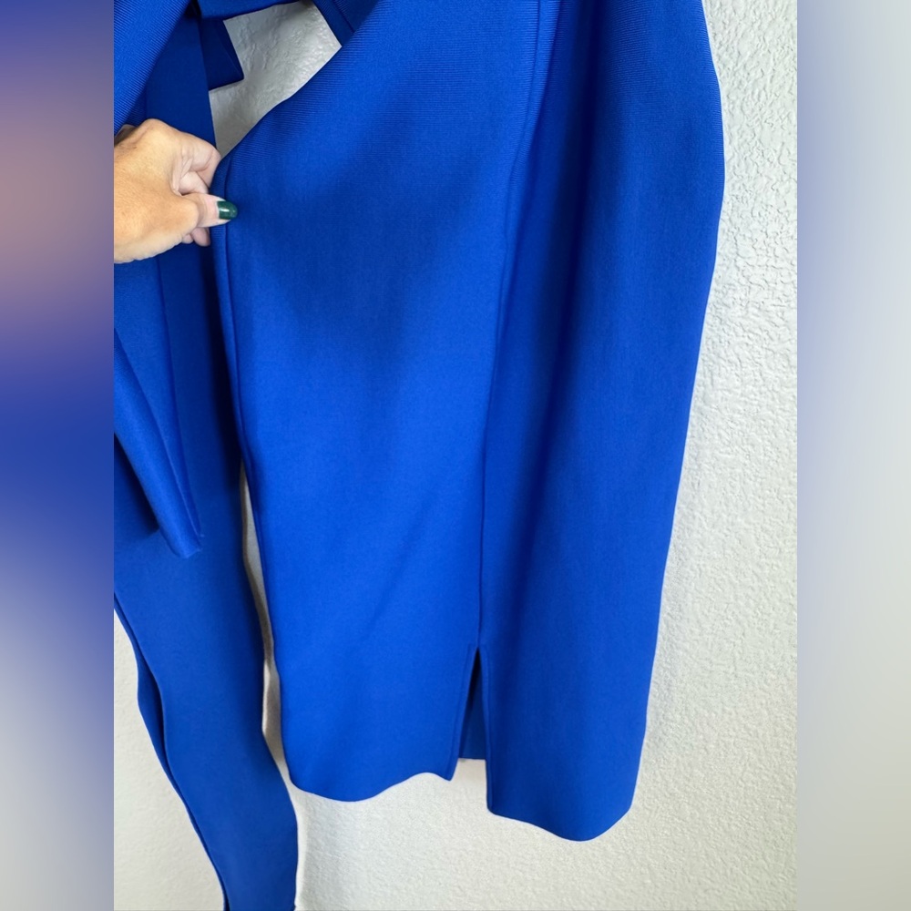Elliatt Rhiannon Midi One Shoulder Bow Dress in Cobalt Blue size Small $230 - Picture 10 of 13